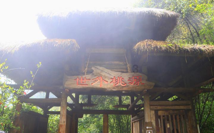 逃离遗弃的建筑4