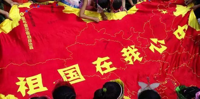 如果一个男生的脾气非常暴躁并且要强会喜欢什么样的女生？