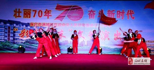 老农仿照《咏鹅》作《咏鸡》,短短18字,却斩获国家级文学奖