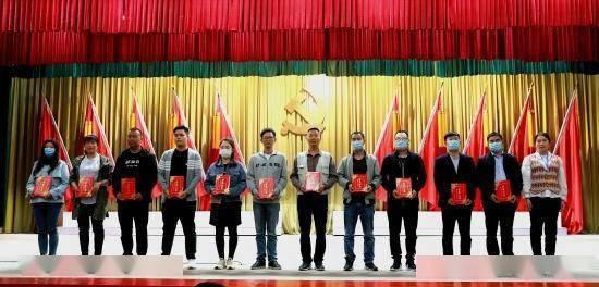 一元购买“爱心菜” 社邮合作“暖民心”