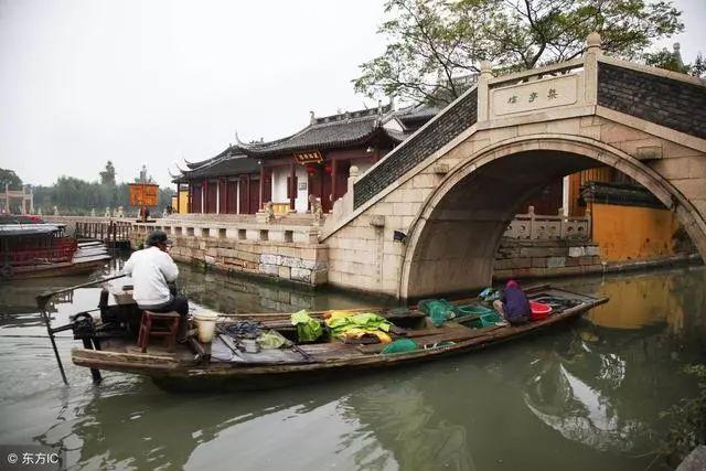 组装机械警暴龙