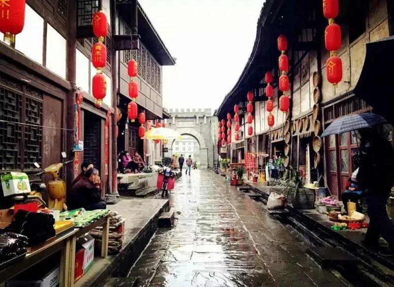 兵发夏洛特！火箭队晒登机照，休城众将帅气亮相，拿下黄蜂稳了？